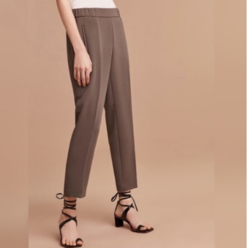 Aritzia Wilfred Darontal Trouser Cropped Japanese Crepe Dress Pant Tan Size 8